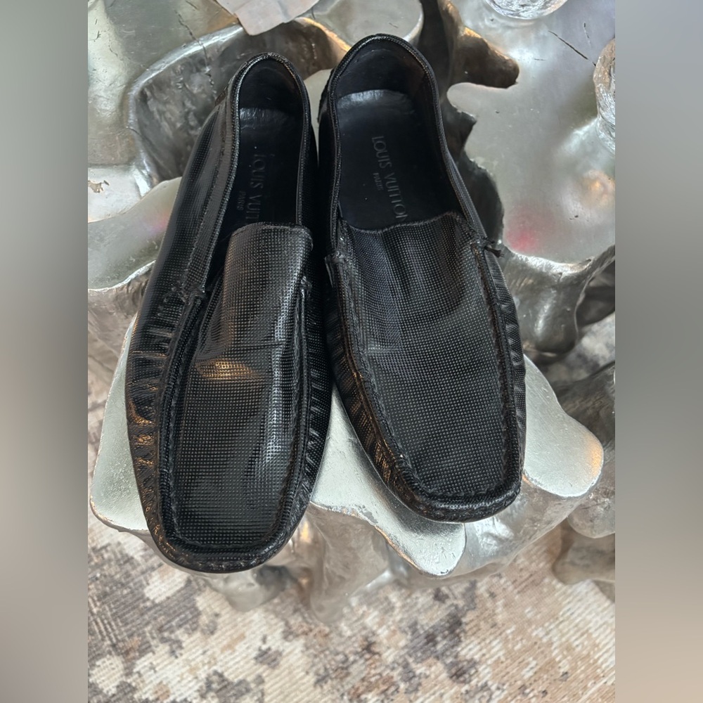 Louis Vuitton Men's Textured Black Loafers size 40 or a 7 vintage expensive